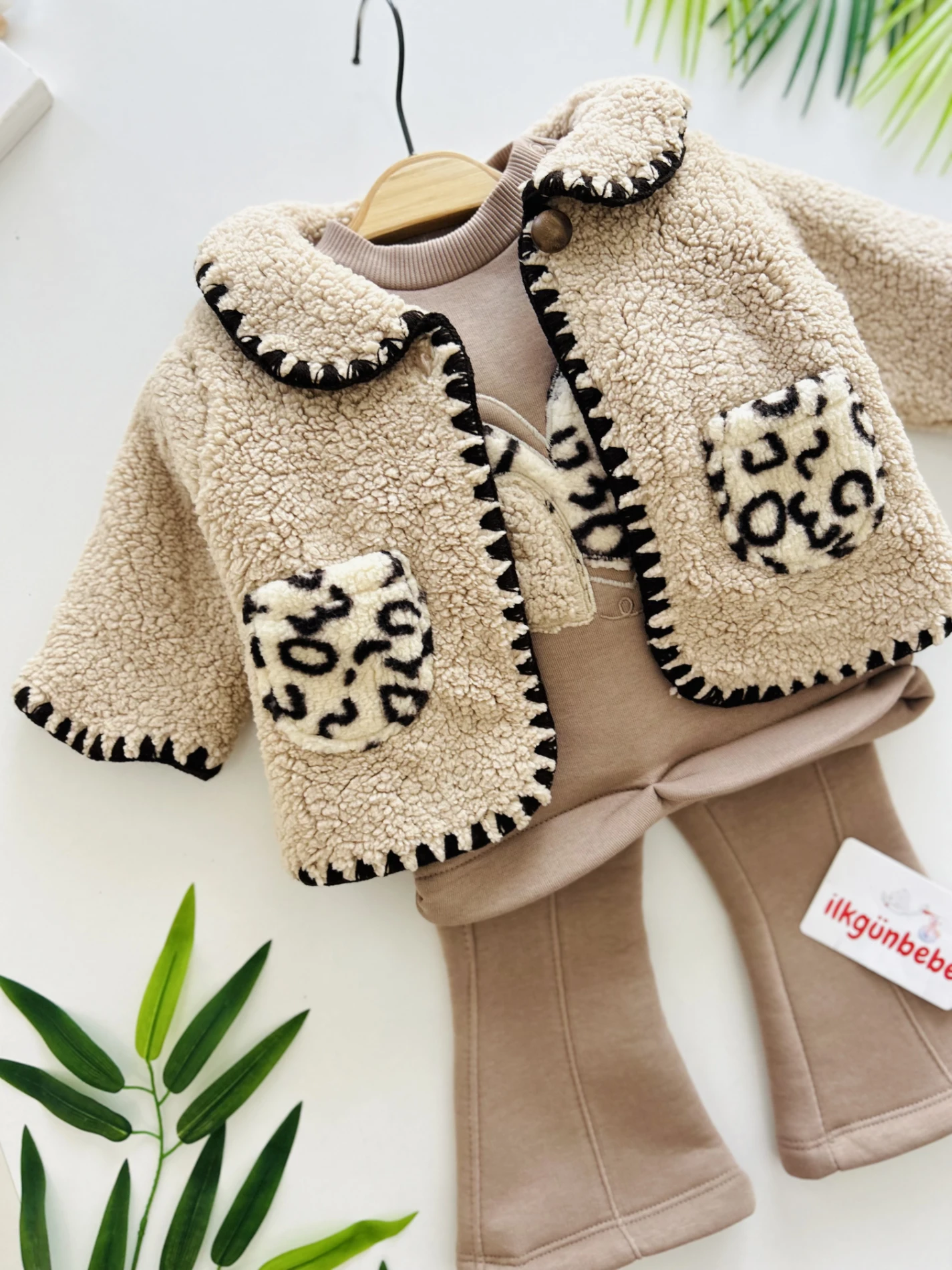 Leogirl Montlu Premium Kalite Kışlık Şardonlu 3’lü Kız Bebek Takım