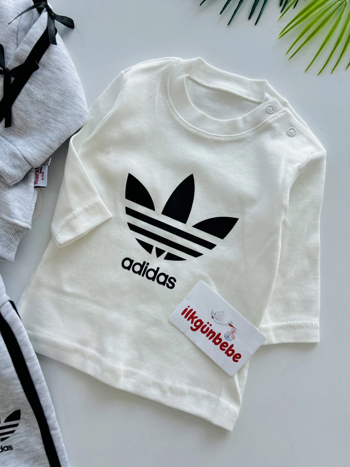 Marka Fiyonk Detaylı 3 İp Şardonlu 3’lü Takım