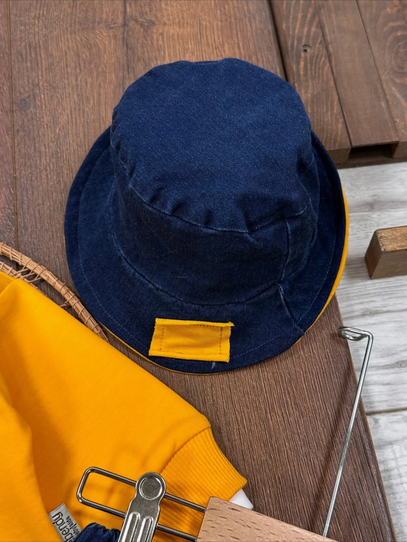 Likralı Kot Pantolon Çift Taraflı Şapka NakışlıSweatshirt 3lü  Takım