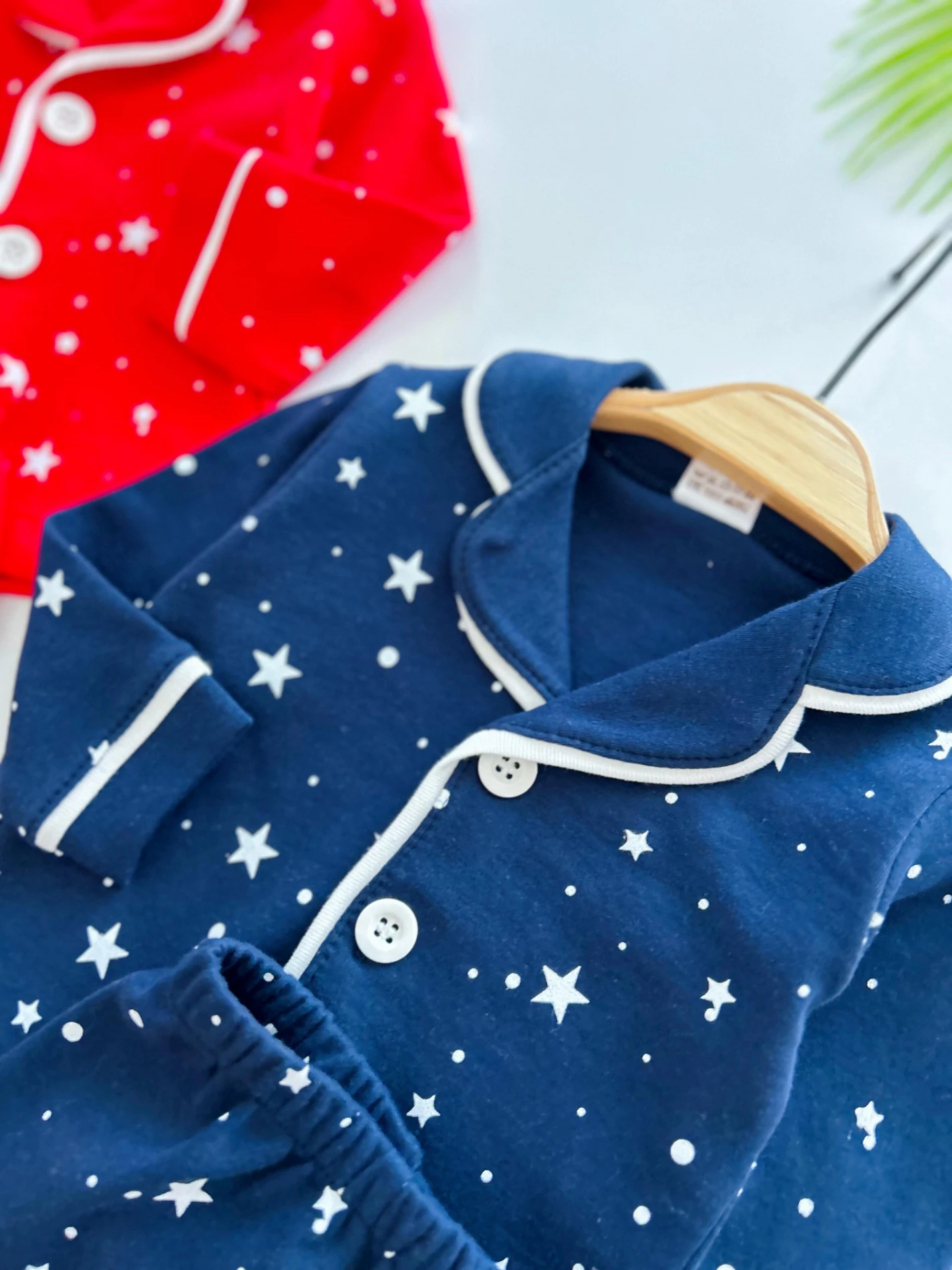 Yıldız Temalı %100 Pamuk Bebe Yakalı Pijama Takımı