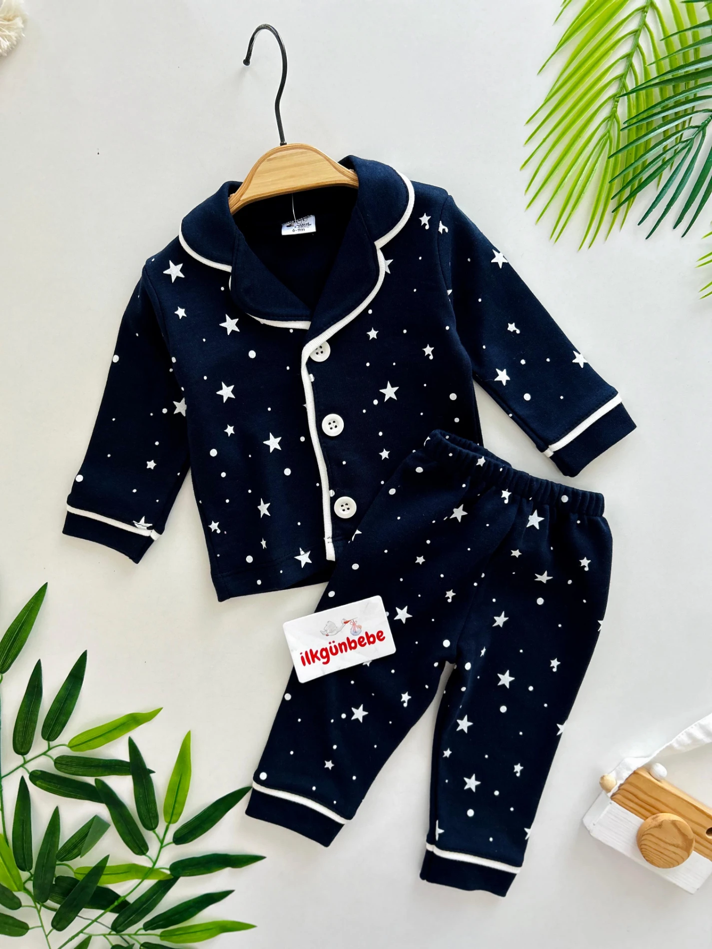 Yıldız Temalı %100 Pamuk Bebe Yakalı Pijama Takımı