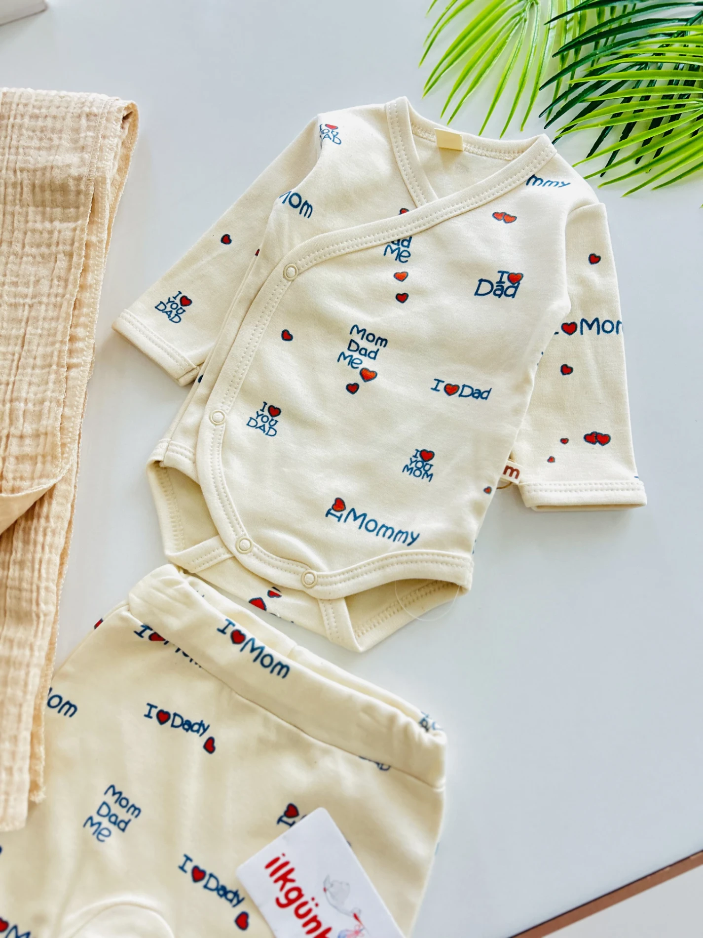 I Love Mom Baskılı %100 Pamuk Premium Kalite Özel Koleksiyon Battaniyeli 3’lü Set Battaniye 80*90 cm