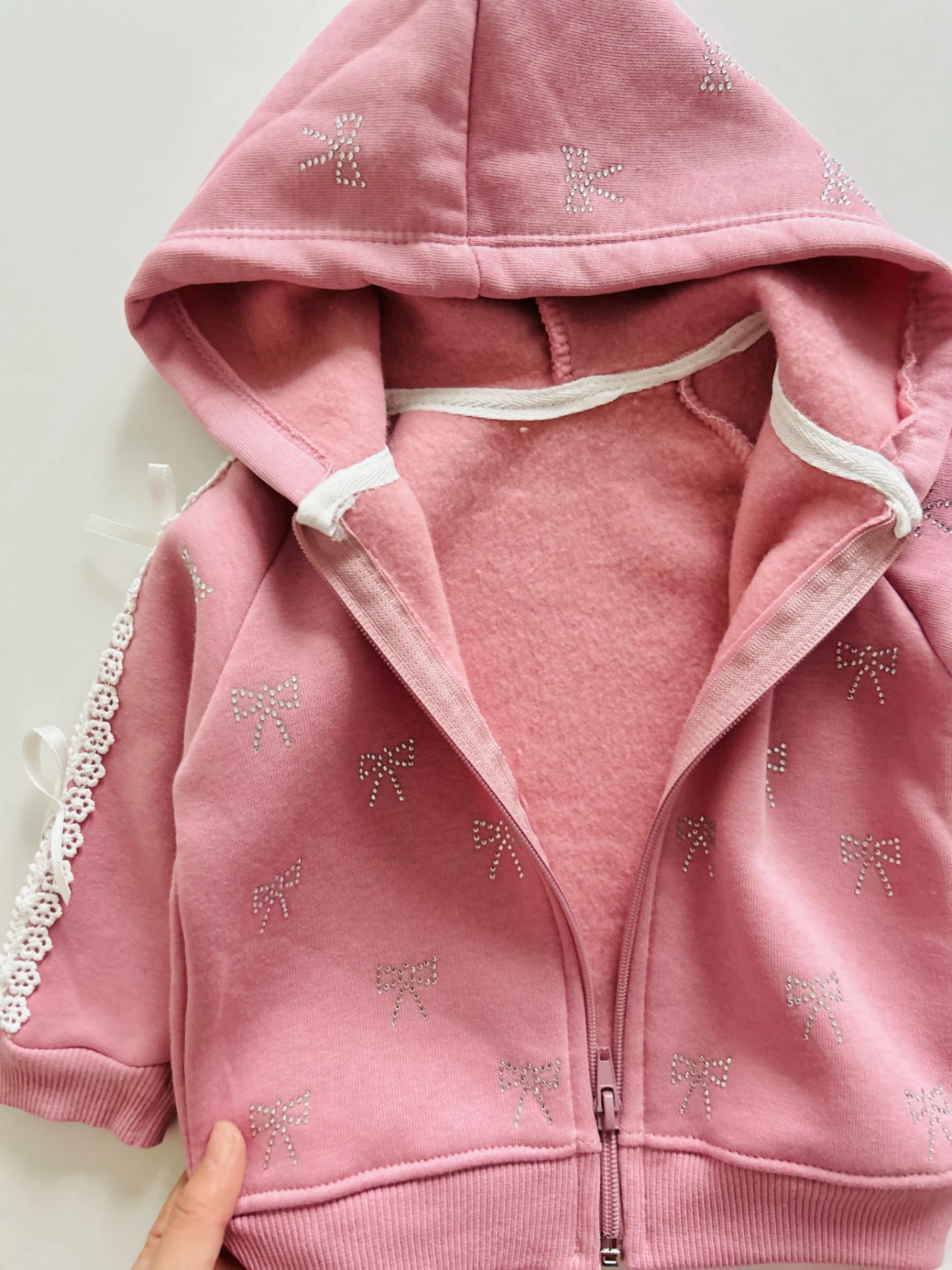 Taşlı Kurdale Desenli Fiyonklu Premium Kalite 3 İp Şardonlu 3’lü Özel Koleksiyon Takım