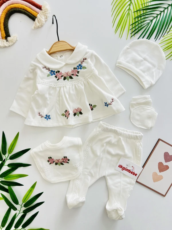 Çiçek Desenli %100 Pamuk 5 Parça Yenidoğan Set