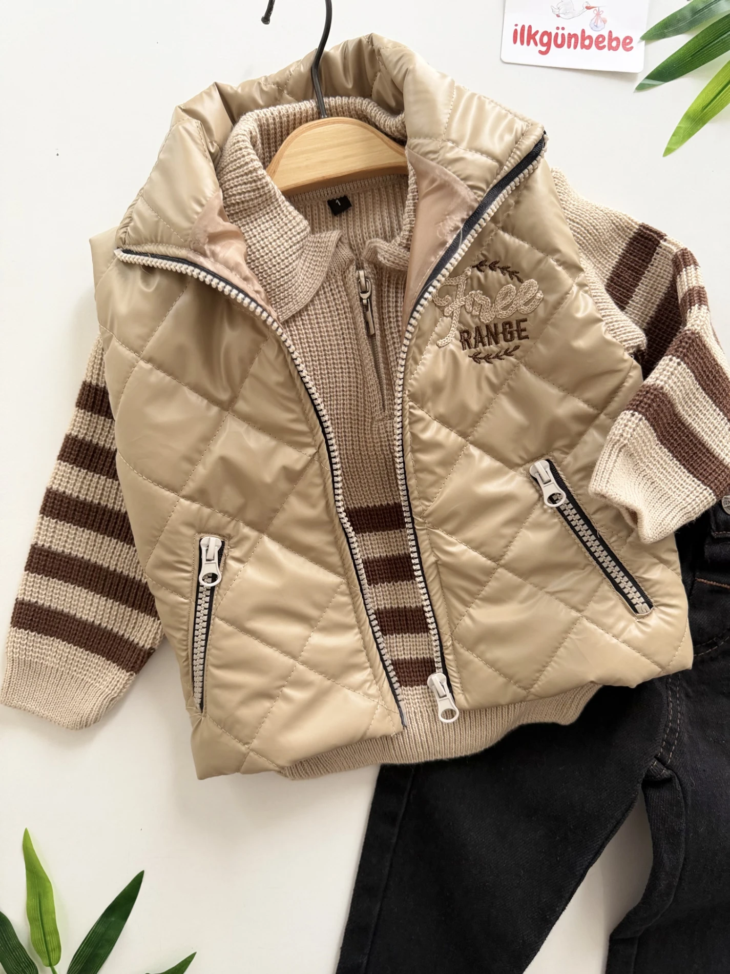 Premium Kalite Kapitone Şişme Yelek Fermuarlı Triko ve Jean Pantolon