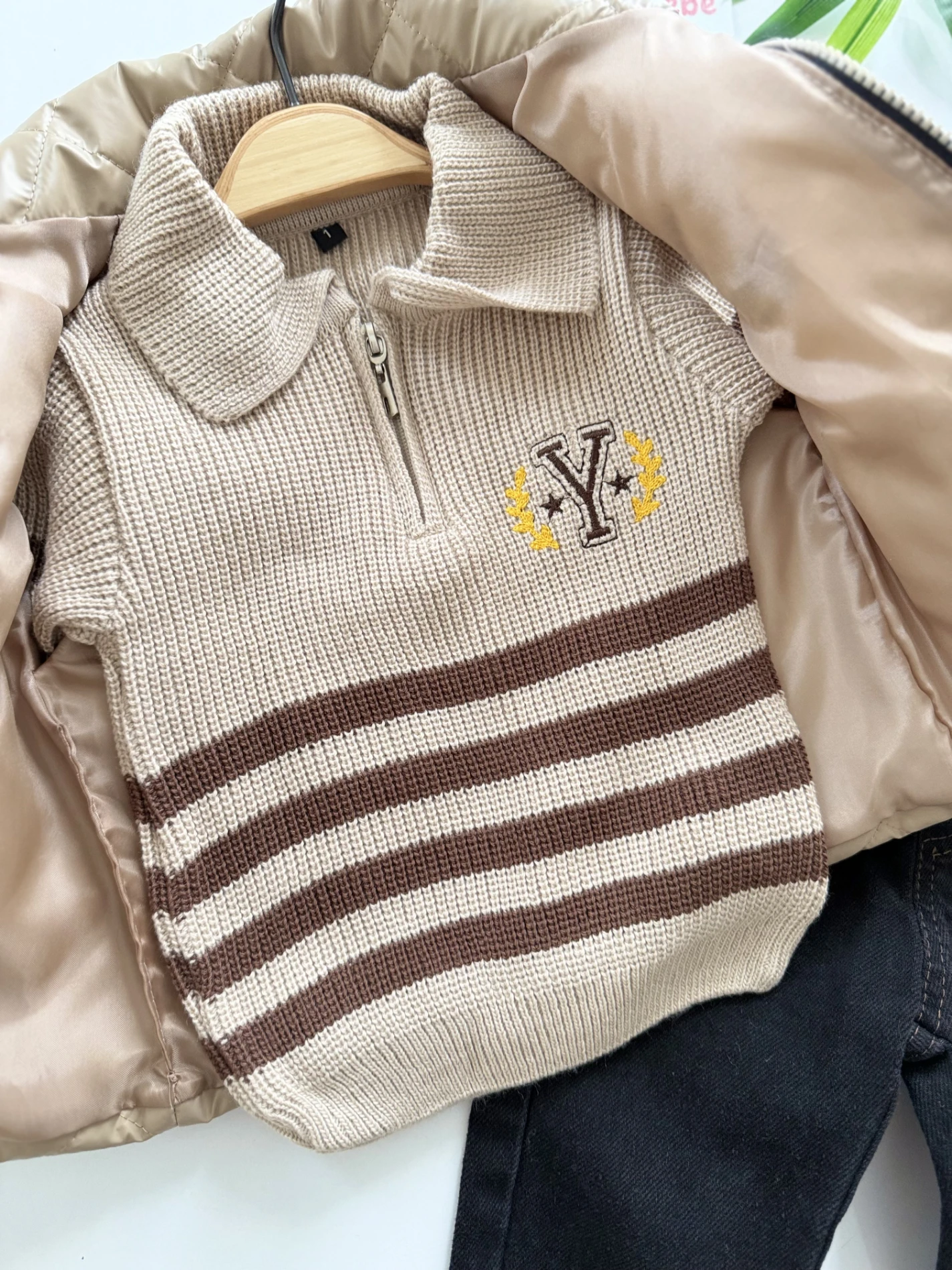 Premium Kalite Kapitone Şişme Yelek Fermuarlı Triko ve Jean Pantolon