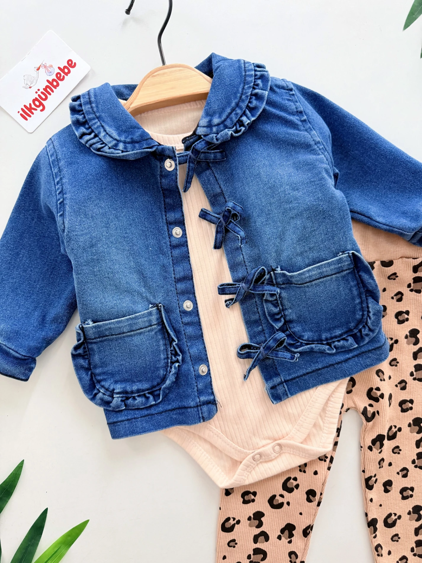 Fiyonk Detaylı Kot Ceketli Bodyli Leopar Desenli 3’lü Takım