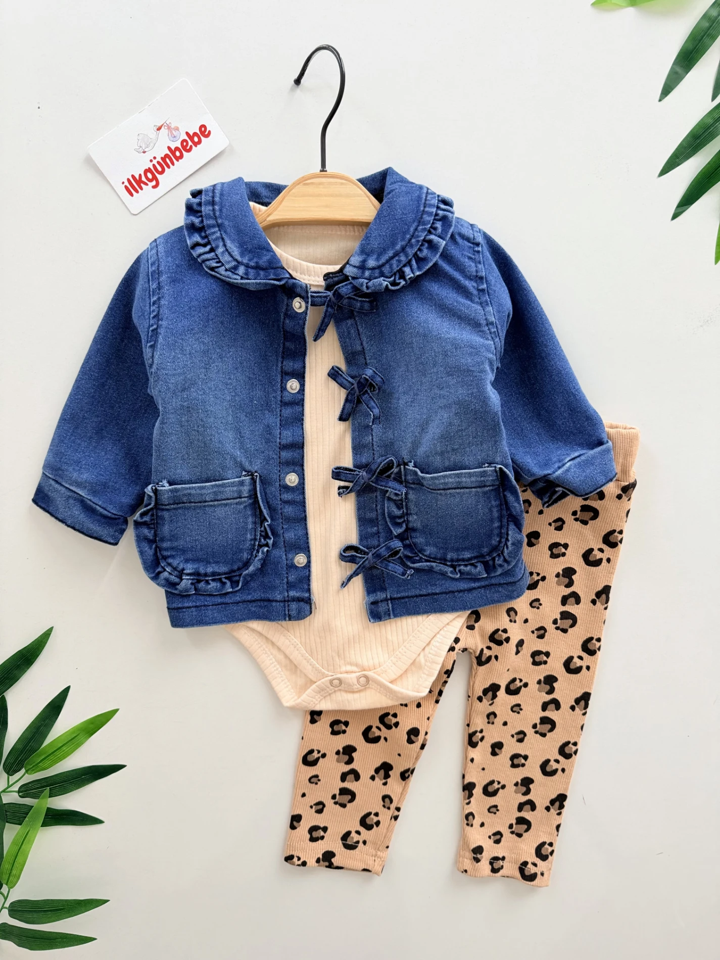 Fiyonk Detaylı Kot Ceketli Bodyli Leopar Desenli 3’lü Takım