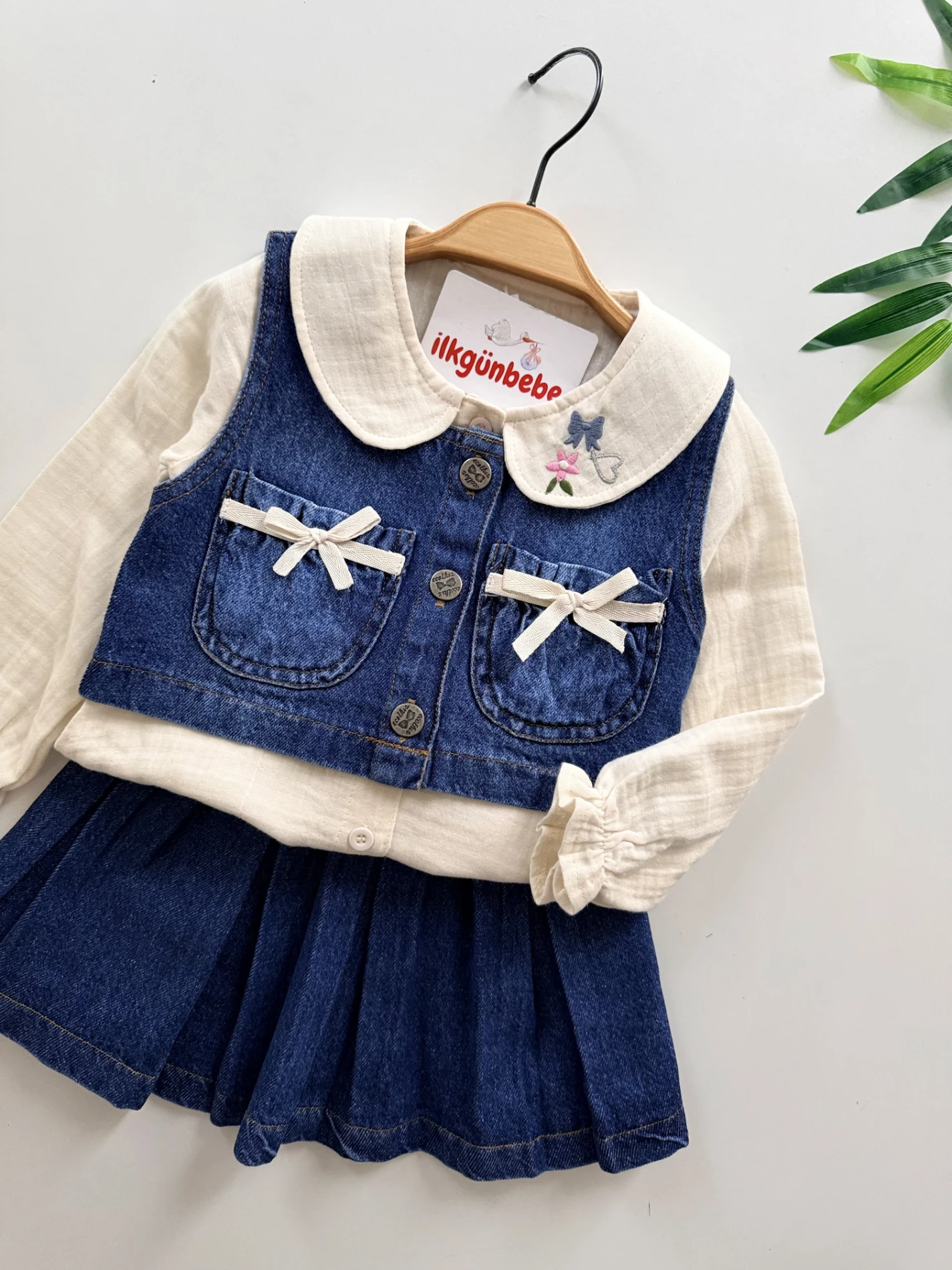 Mini Yelekli Müslin Gömlekli Etekli 3’lü Kot Takım