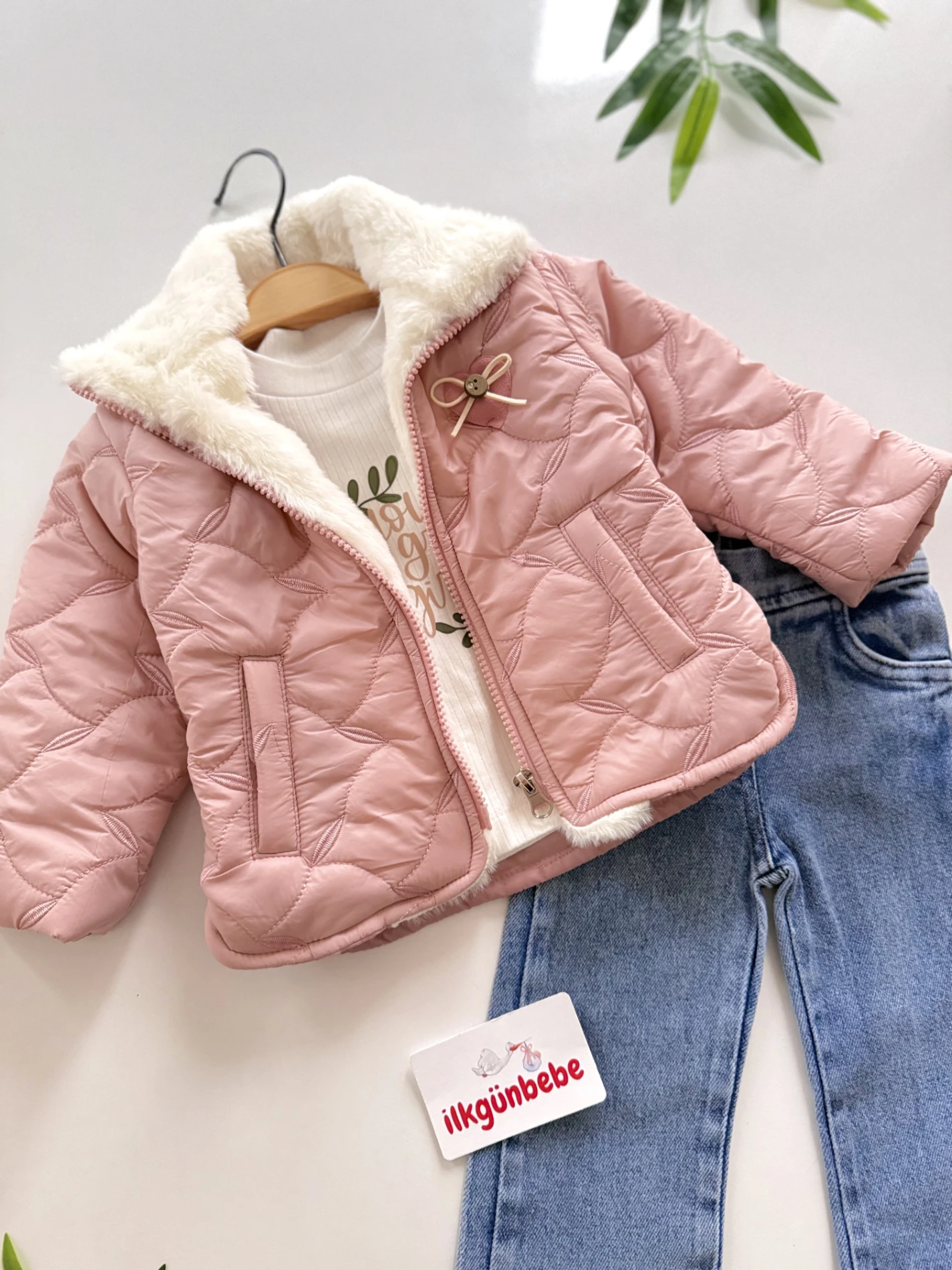 Peluş Montlu Kot Pantalonlu Bodyli 3’lü Takım