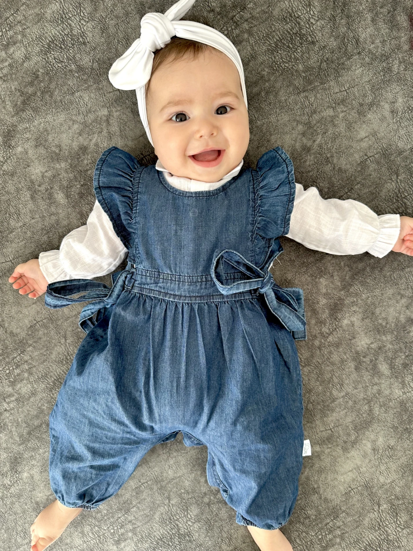 Pera Beyaz Gömlekli Kot Salopetli Bağlamalı 2’li Takım 