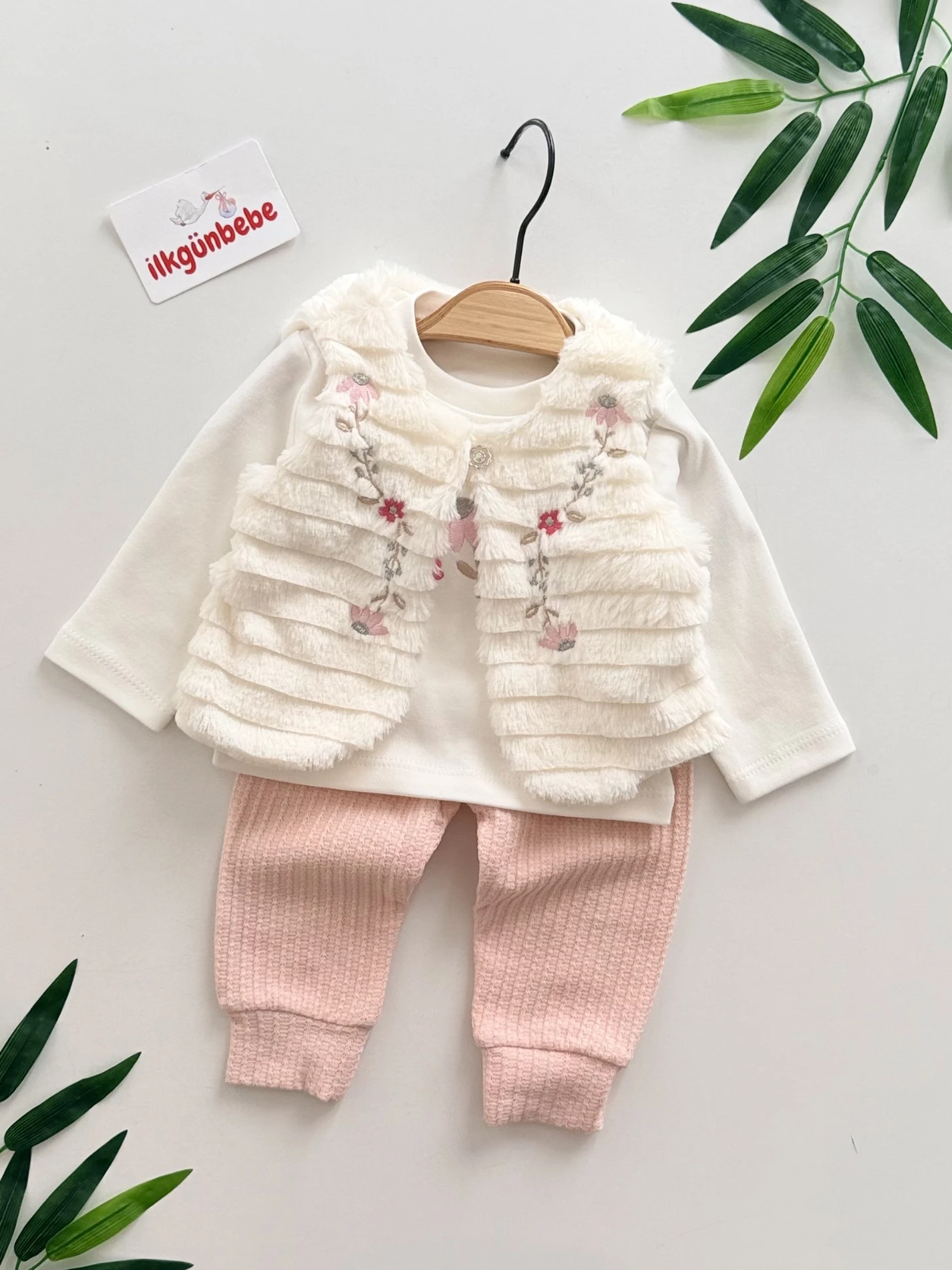 Kürk Yelekli İnci Düğmeli 3’lü Premium Takım