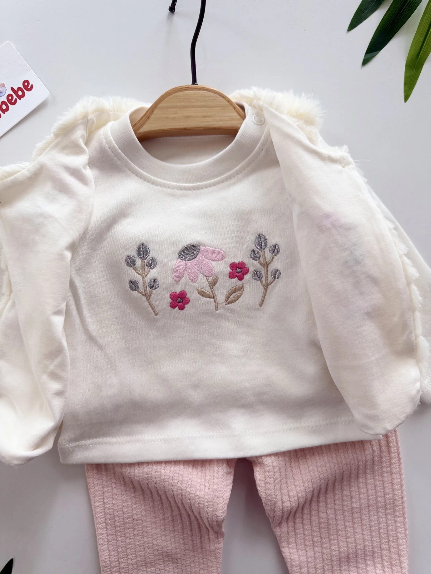 Kürk Yelekli İnci Düğmeli 3’lü Premium Takım