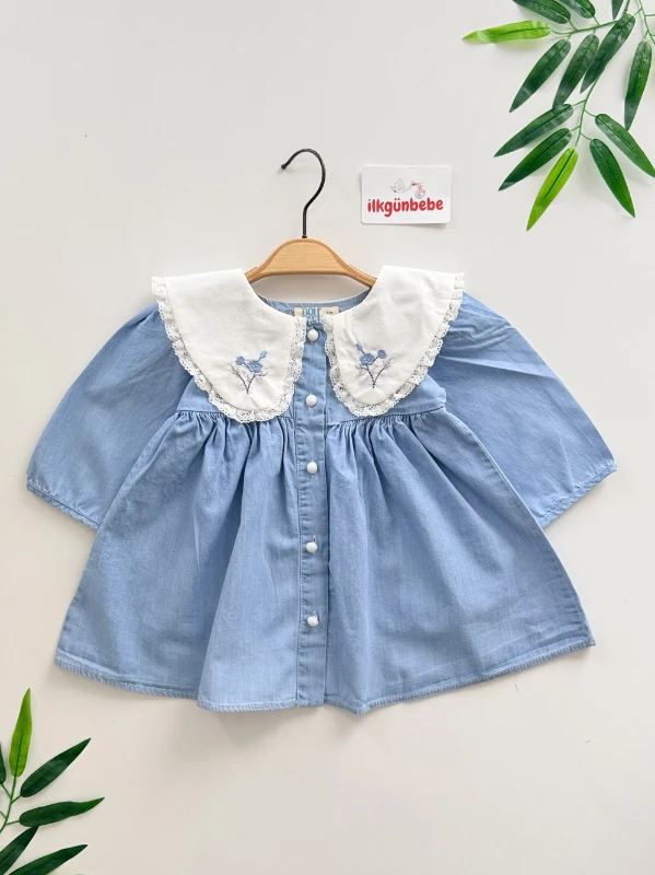 Zarif Lale Nakışlı Yakalı Kot Elbise