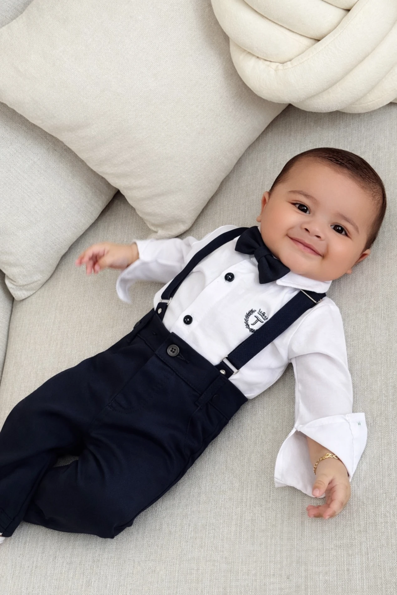 Papyonlu Askılı Özel Koleksiyon Şık Takım