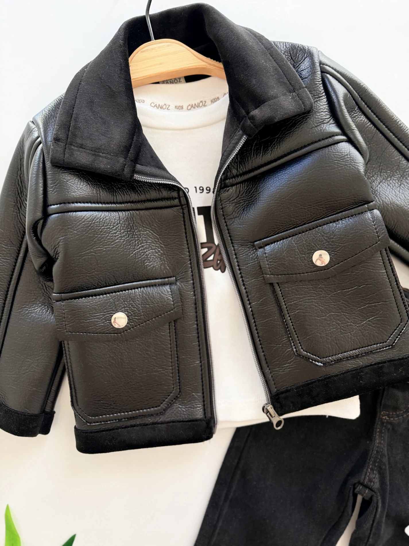 İçi Kadife Deri Ceketli Premium Kalite Kot Pantalonlu Bodyli Takım