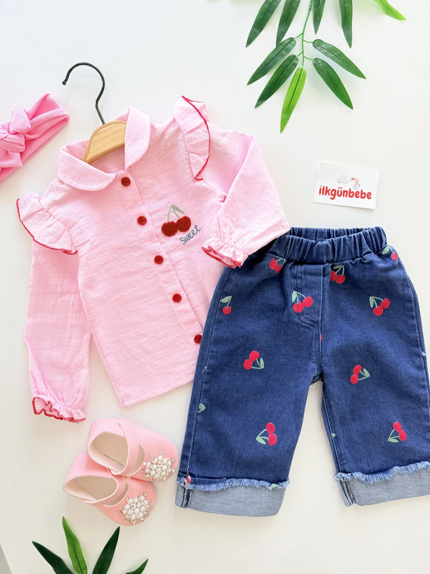 Kiraz Nakışlı Müslin Gömlekli Kiraz Desenli Pantalonlu Takım