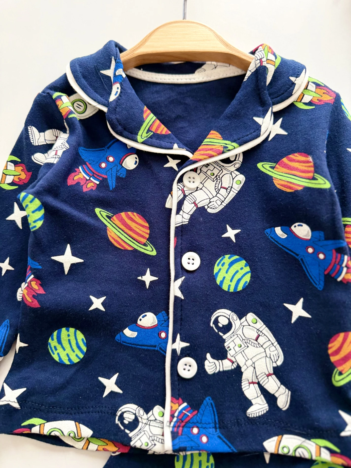 Uzay Desenli Bebe Yakalı %100 Pamuk Pijama Takımı