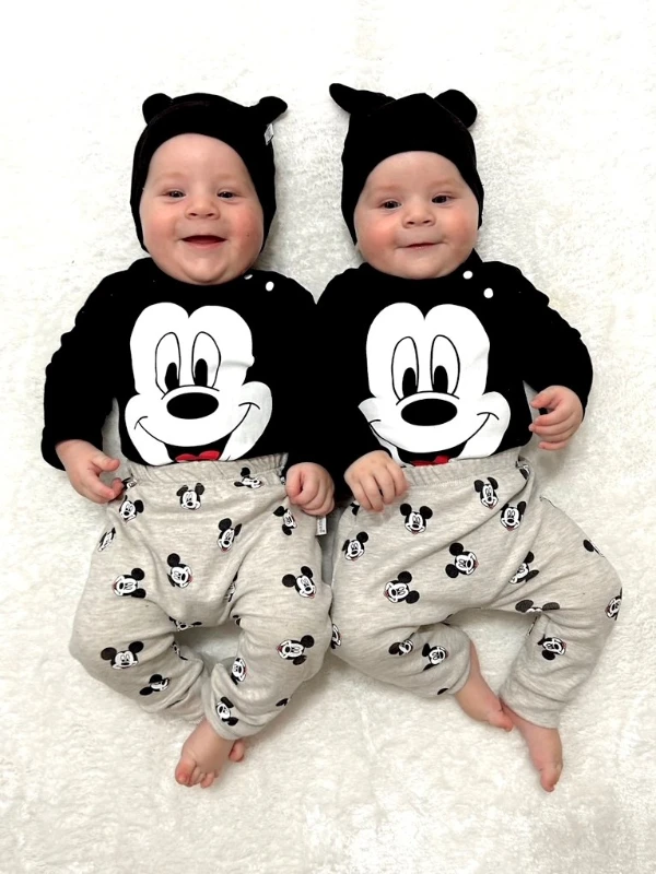 Mickey Mouse Baskılı %100 Pamuk Şapkalı 3’Lü Mevsimlik Takım