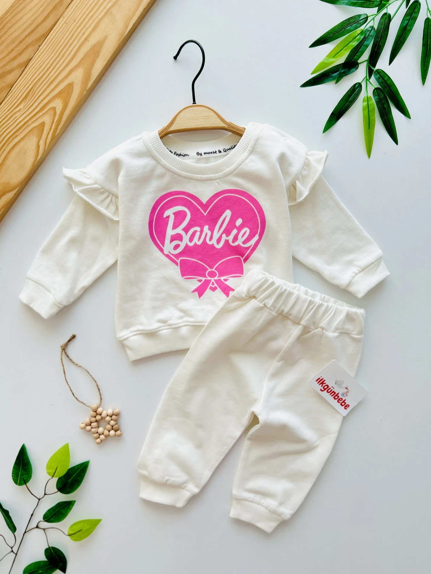 Barbie Fiyonk Detaylı Omuzdan Fırfırlı 2’li Takım