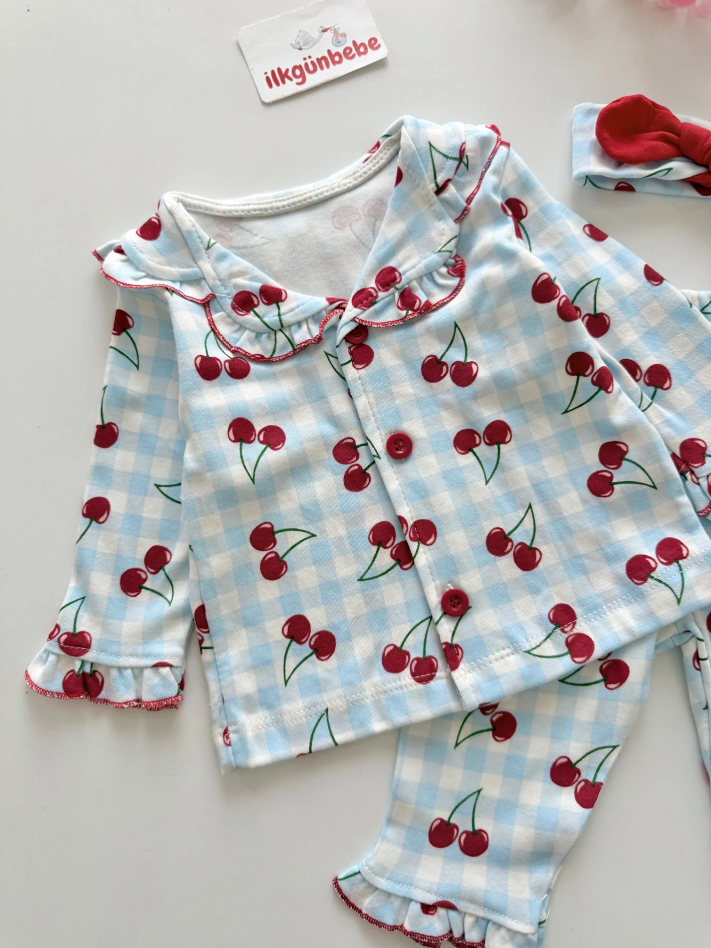 Kiraz Desenli  Bebe Yakalı Bandanalı  %100 Pamuk Pijama Takımı