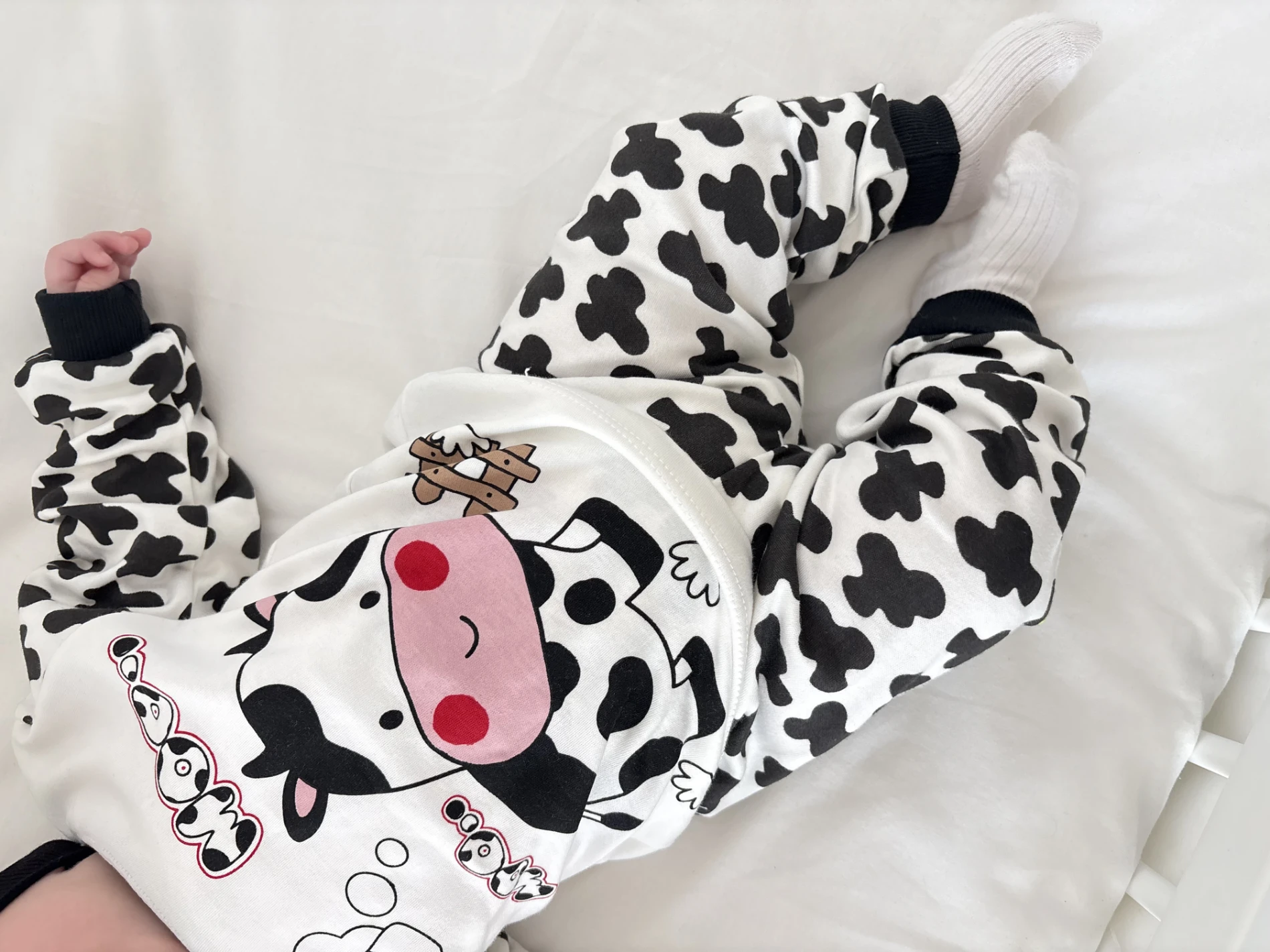 İnek Desenli Sevimli Pijama Takımı 