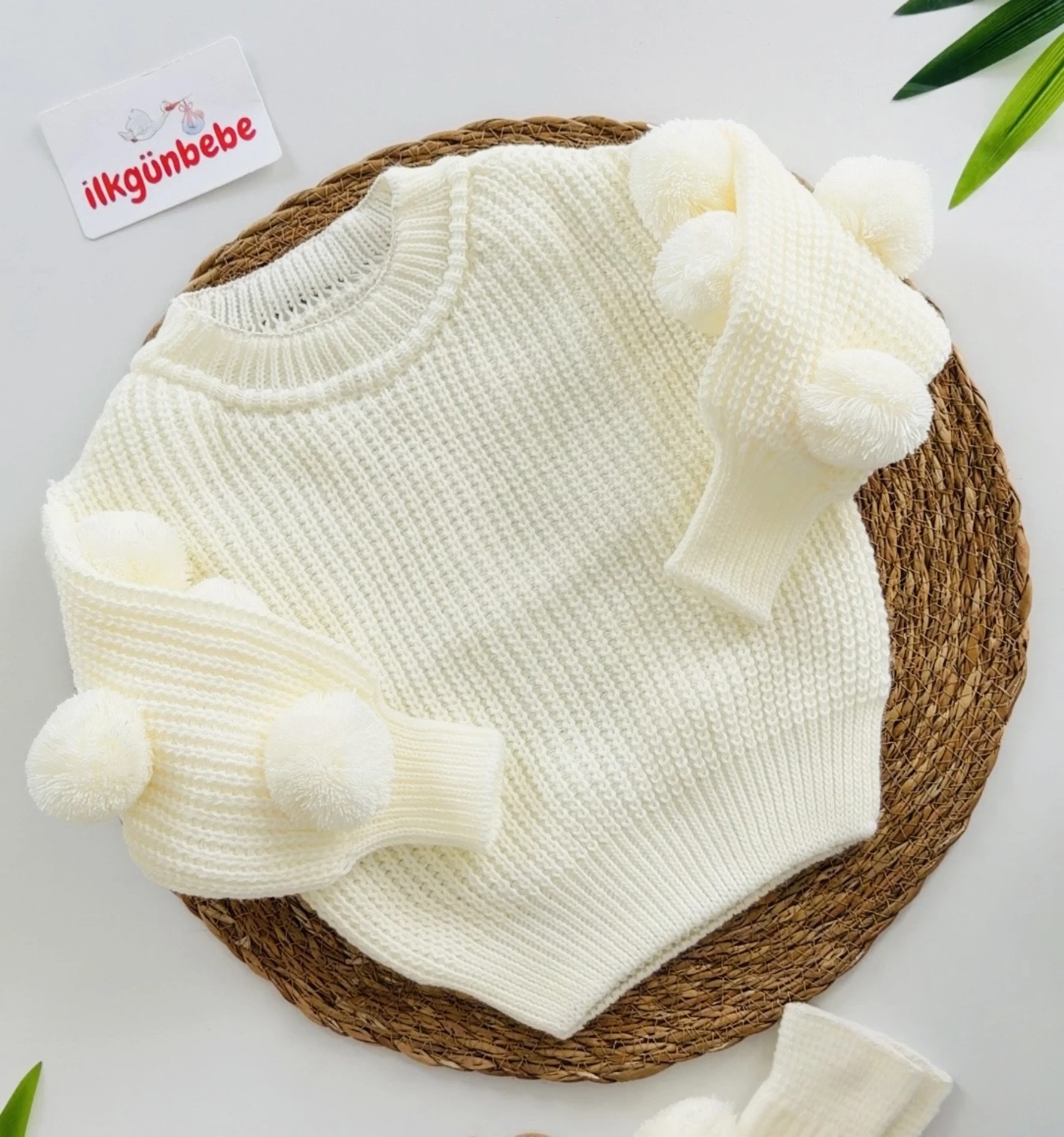 Selanik Örgüsü Kumaşlı Ponpon  Detaylı Bandanalı Triko Etekli 3’lü  Takım