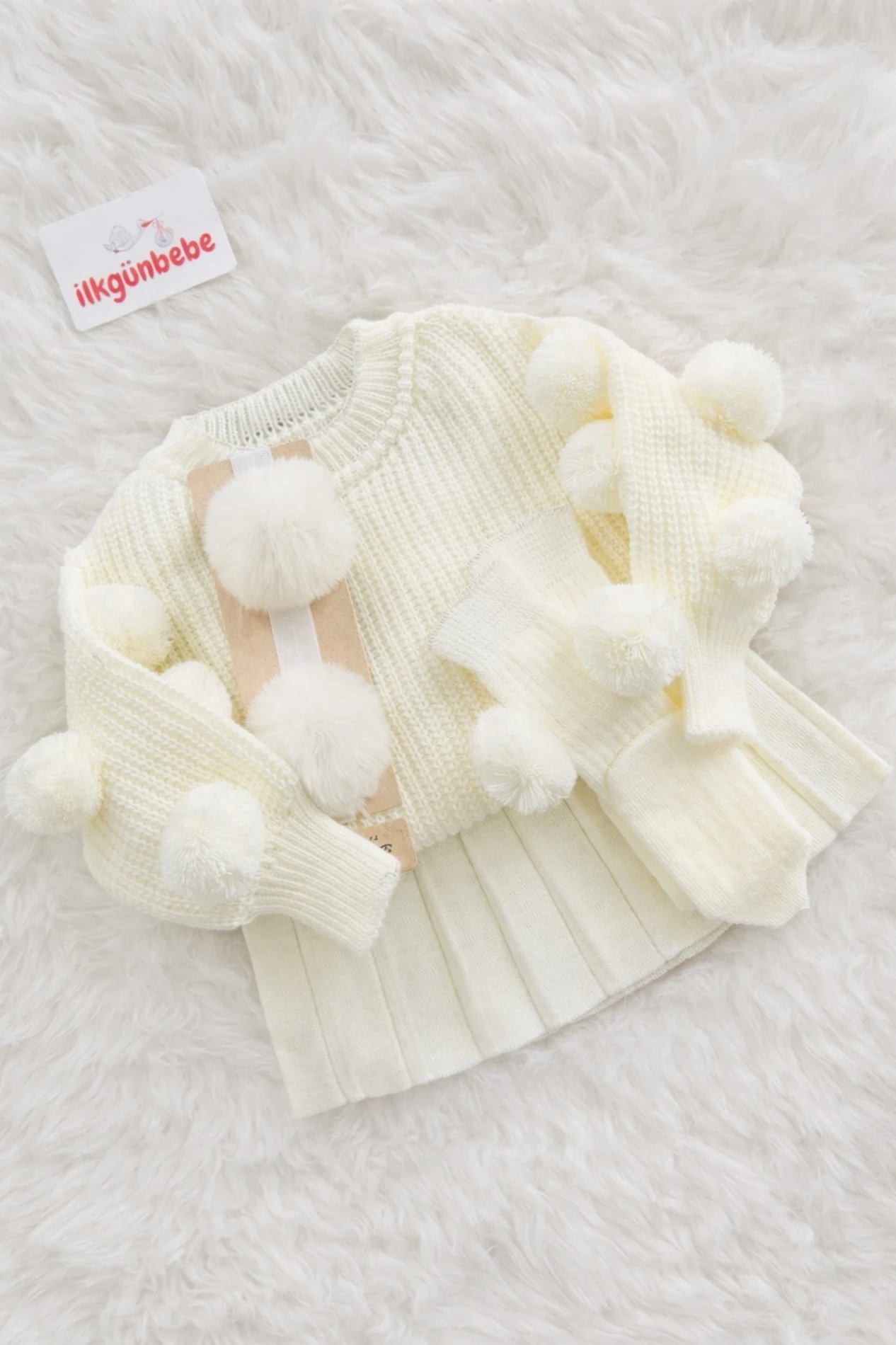 Selanik Örgüsü Kumaşlı Ponpon  Detaylı Bandanalı Triko Etekli 3’lü  Takım