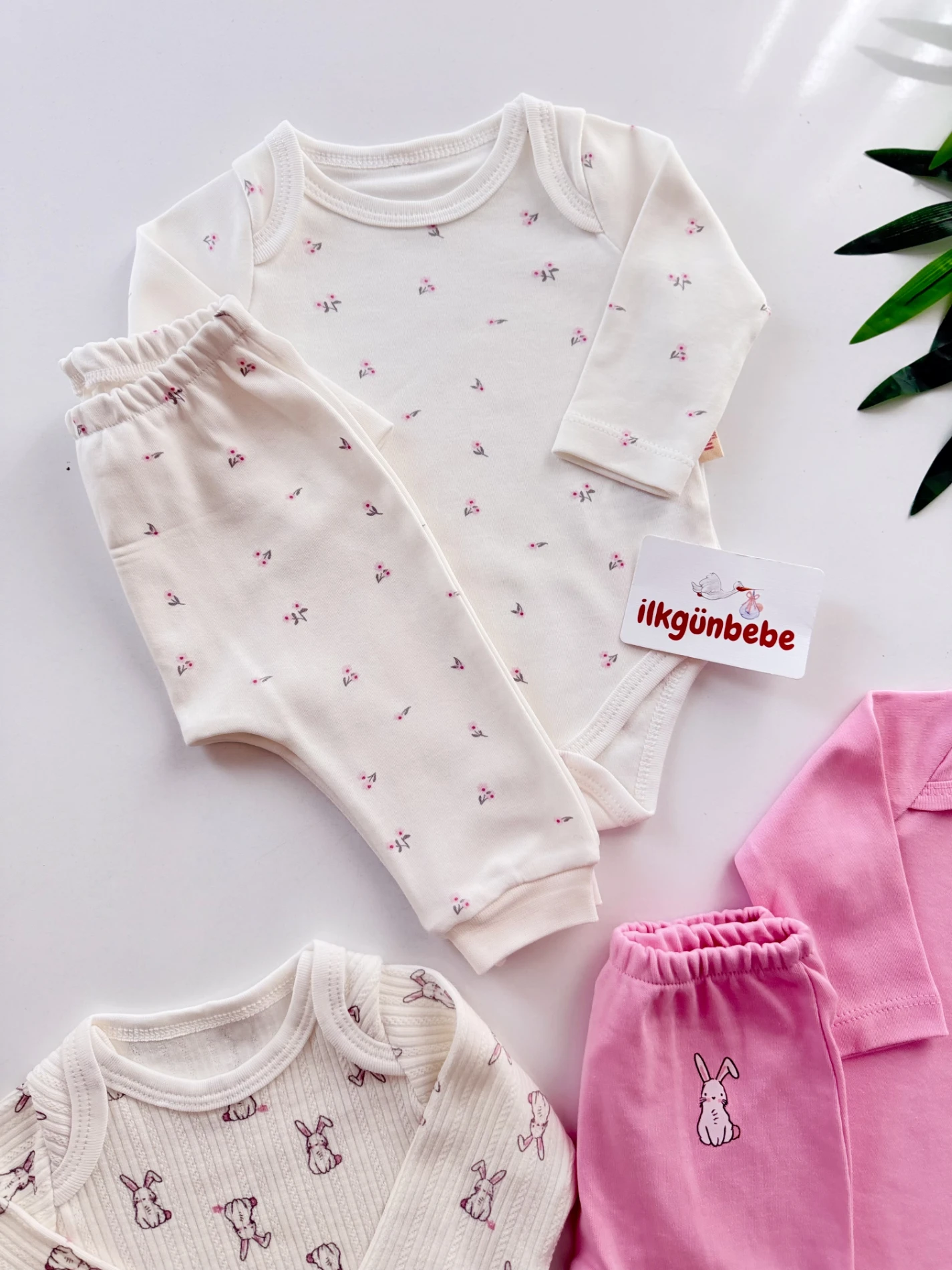 Cute Rabbit 6 Parça Zıbın & Alt Takım 