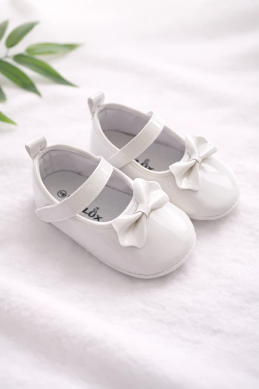  Fiyonklu Rugan Babet