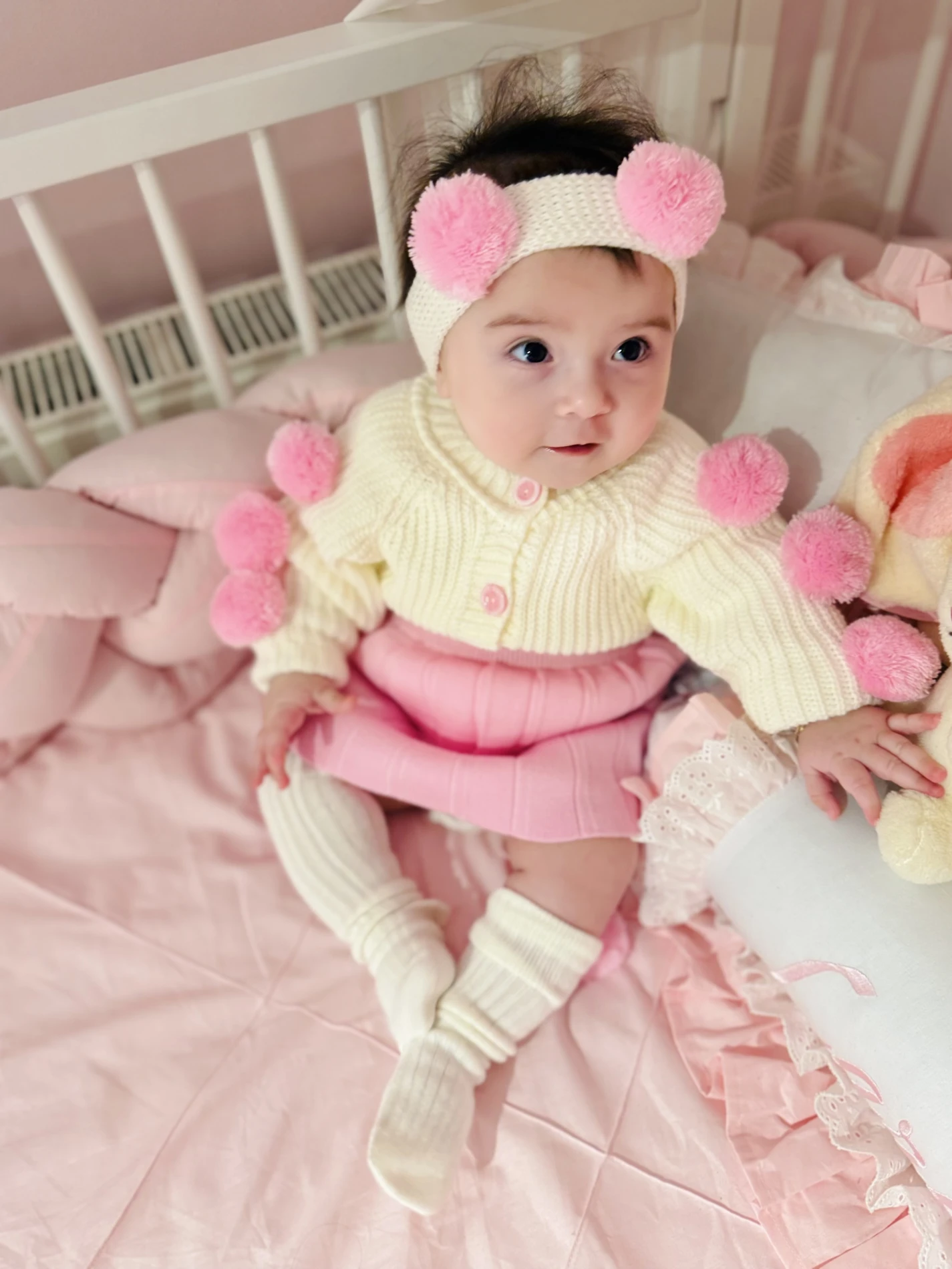 Ponponlu Selanik Örgüsü Hırkalı Triko Etekli Bandana & Çorap 4’lü Set