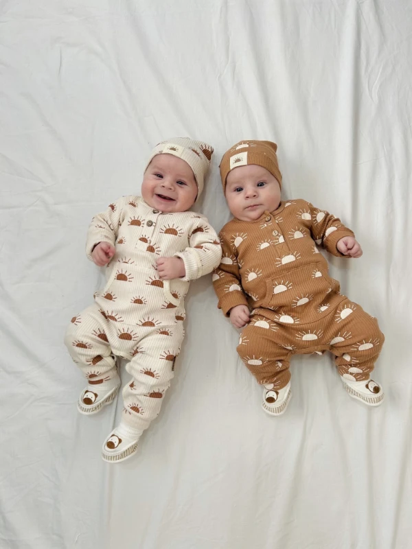 Güneş Detaylı Ribanalı Şapkalı Unısex Tulum