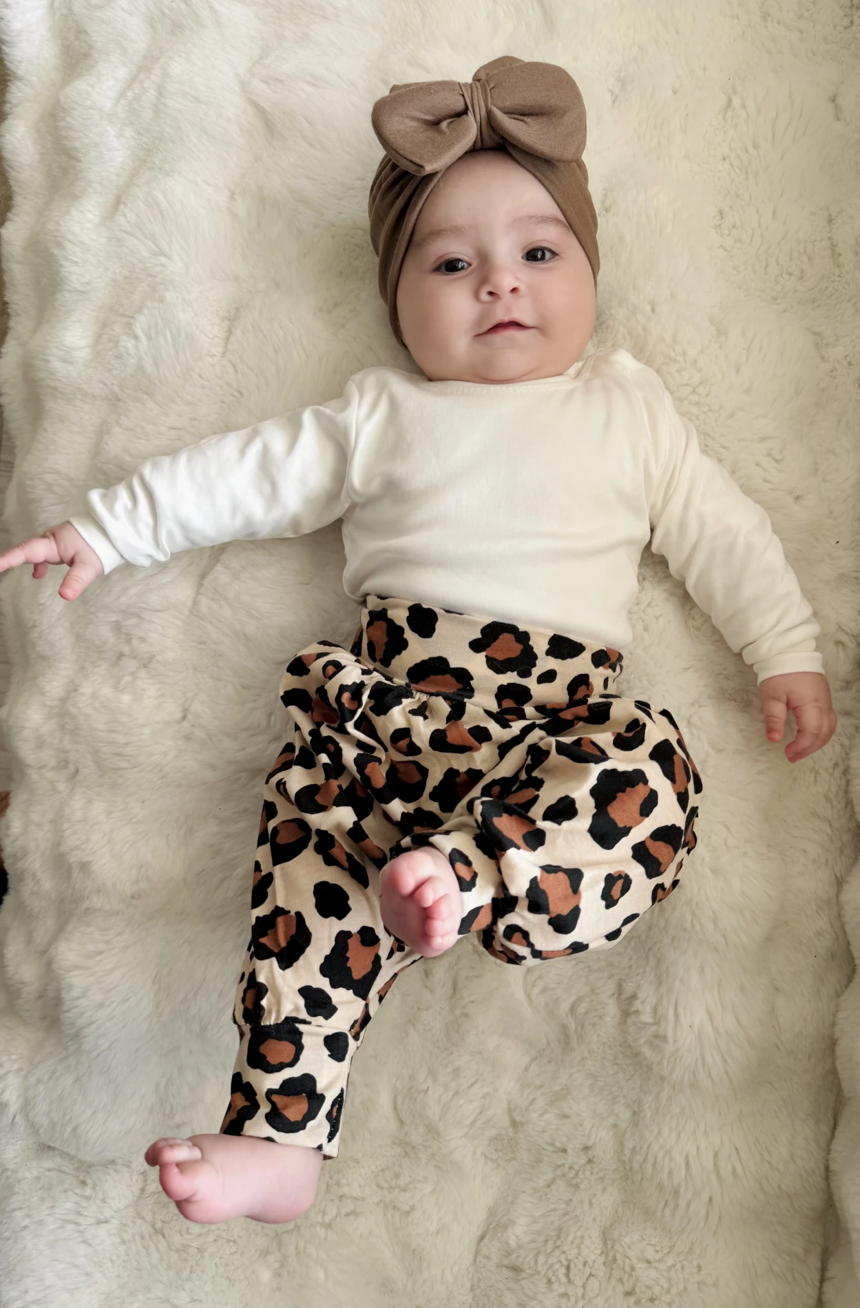 Leopar Desenli Şalvarlı UZUN Kollu Tişörtlü  3’lü Bandanalı  Takım