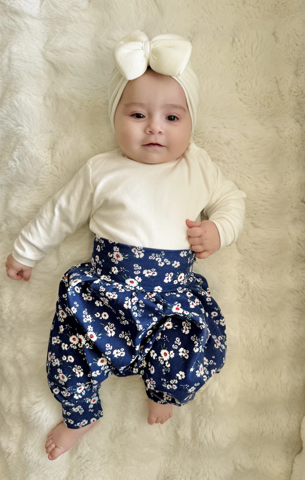 Çiçek Desenli Şalvarlı UZUN Kollu Tişörtlü  3’lü Bandanalı  Takım