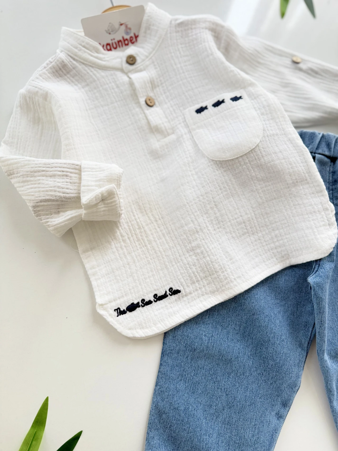 Müslin Kumaş Hakim Yakalı Gömlek & Kot Pantalon Takım