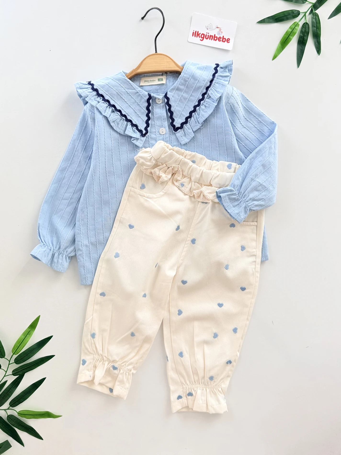 Su Taşı Yaka Detaylı Kalp Pantalonlu Premium Takım