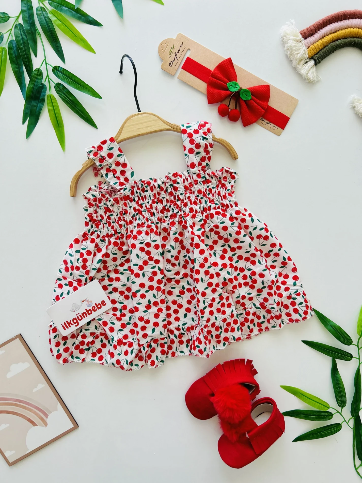 Kiraz  Desenli Kampanyalı Elbise 