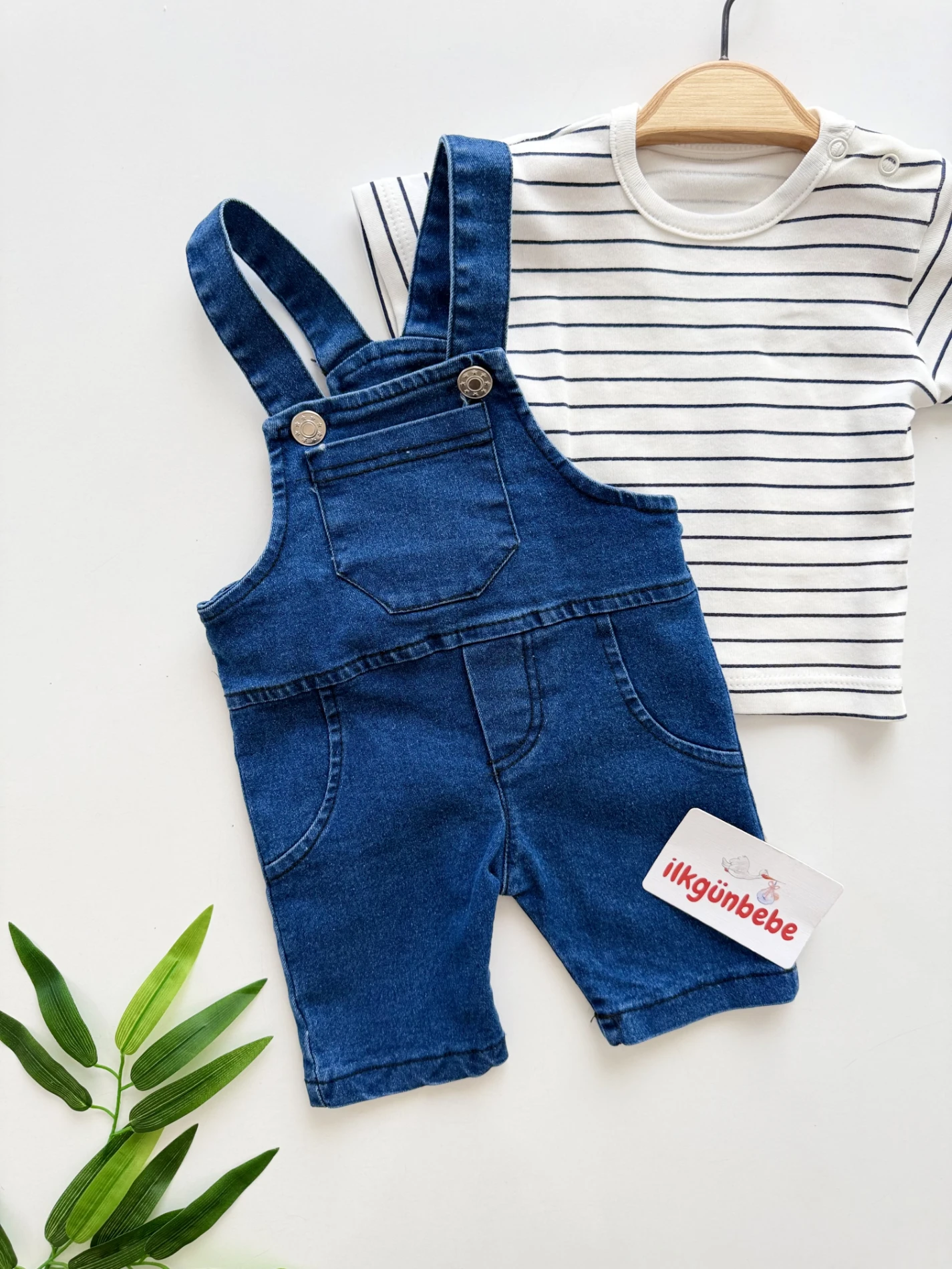 Çizgili Bodyli Kot Salopetli Set