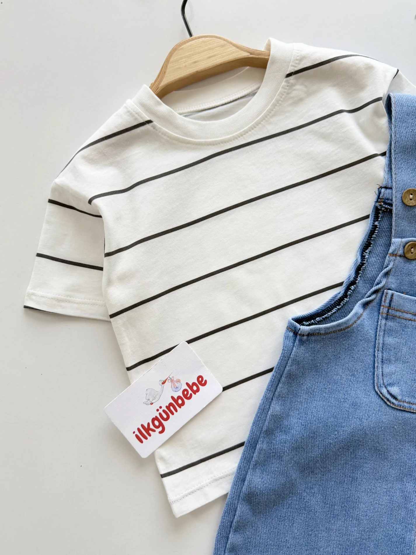 Denim Joy – 2’li Salopet ve Çizgili Tişört Takımı