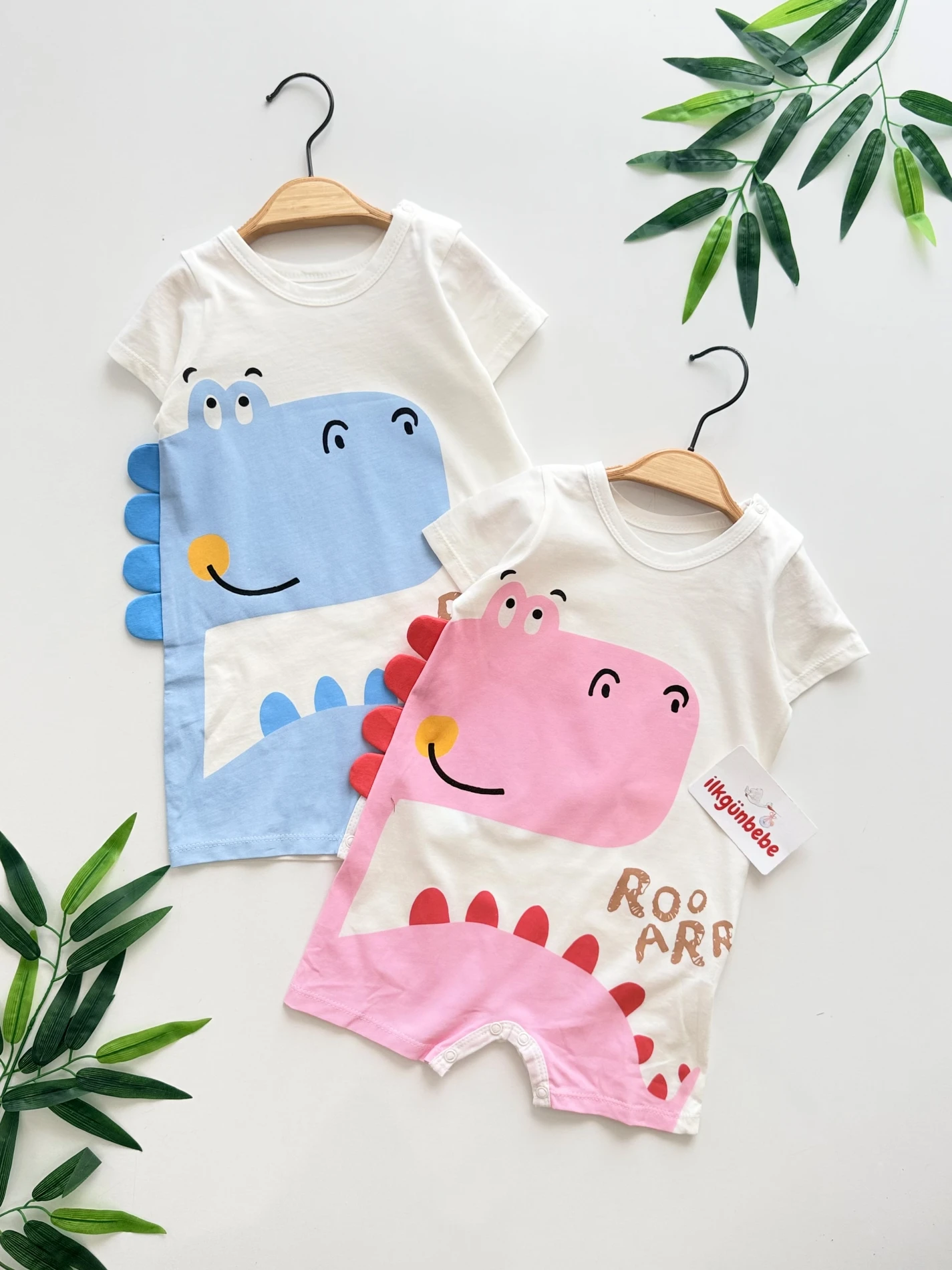 Dino-Roar – Figürlü ve Kabartma Detaylı Bebek Şort Tulum