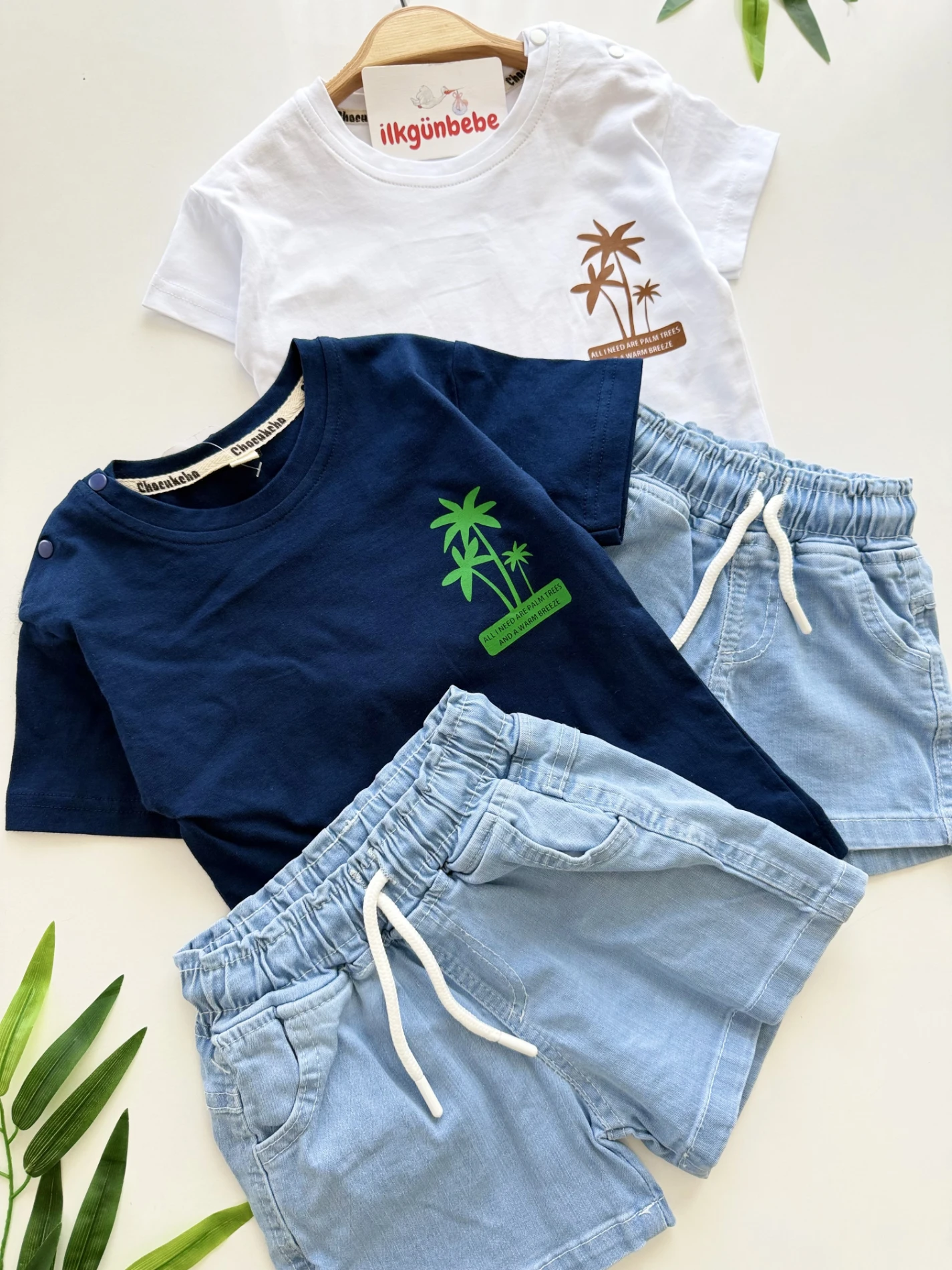 Palmiye Desenli Kot Şortlu Takım