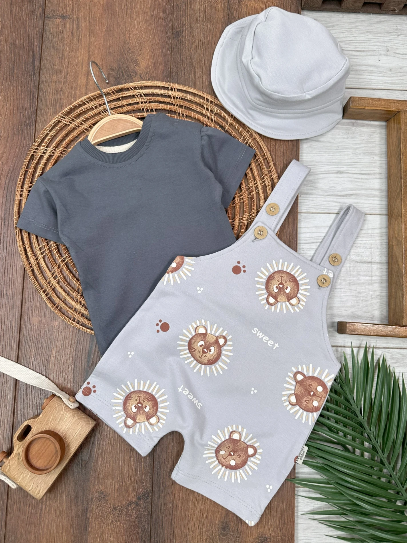 Sweet Animals Bucket Şapkalı %100 Pamuk  Kumaşlı Tişörtlü Salopetli 3’lü Takım