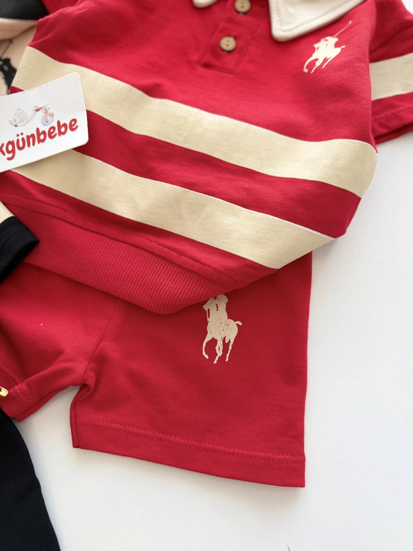 Marka Polo Yaka Çizgili Takım