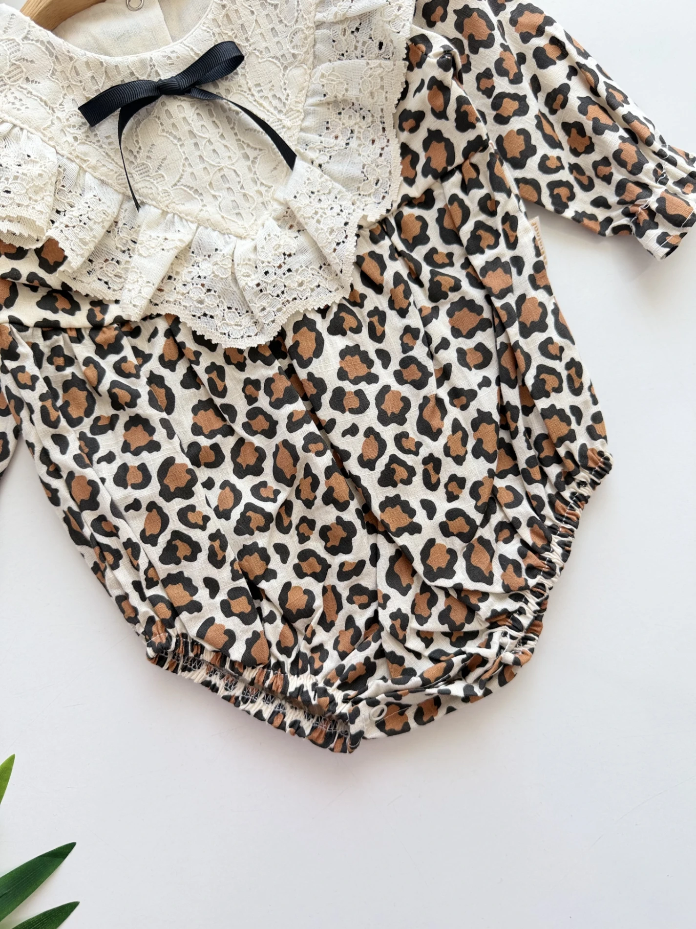 Leogirl Dantel Yaka Leopar Desenli Romper Set