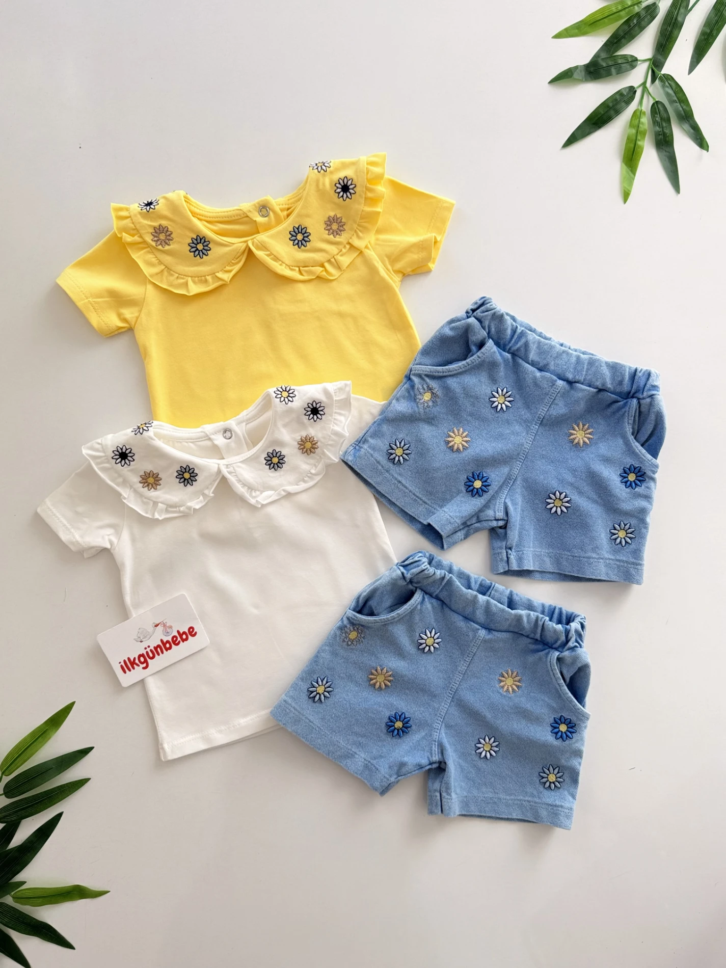 Papatya Nakış Yakalı Kot Şortlu Takım