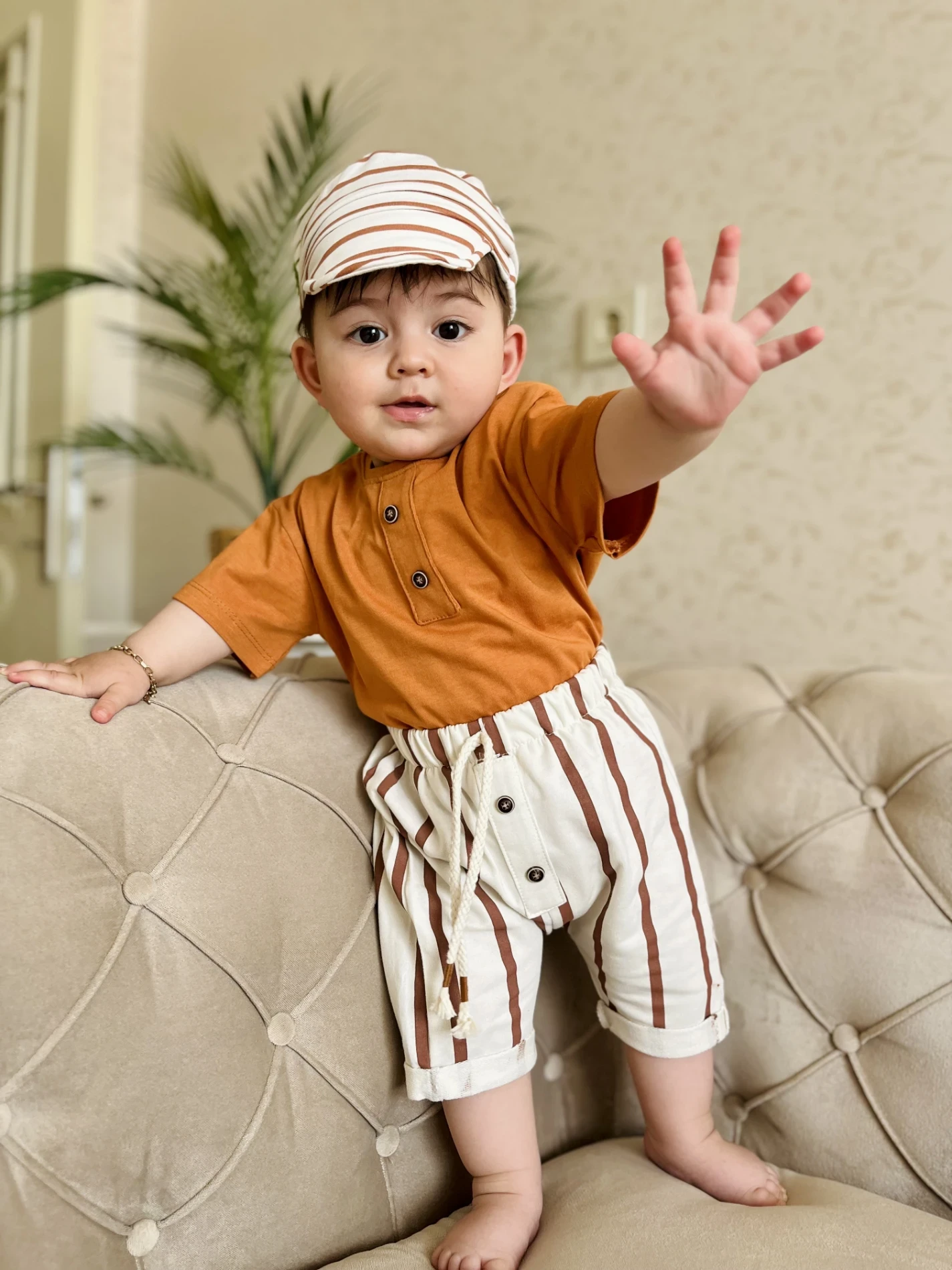 Kasketli Çizgili Şortlu %100 Pamuk 3’lü Takım