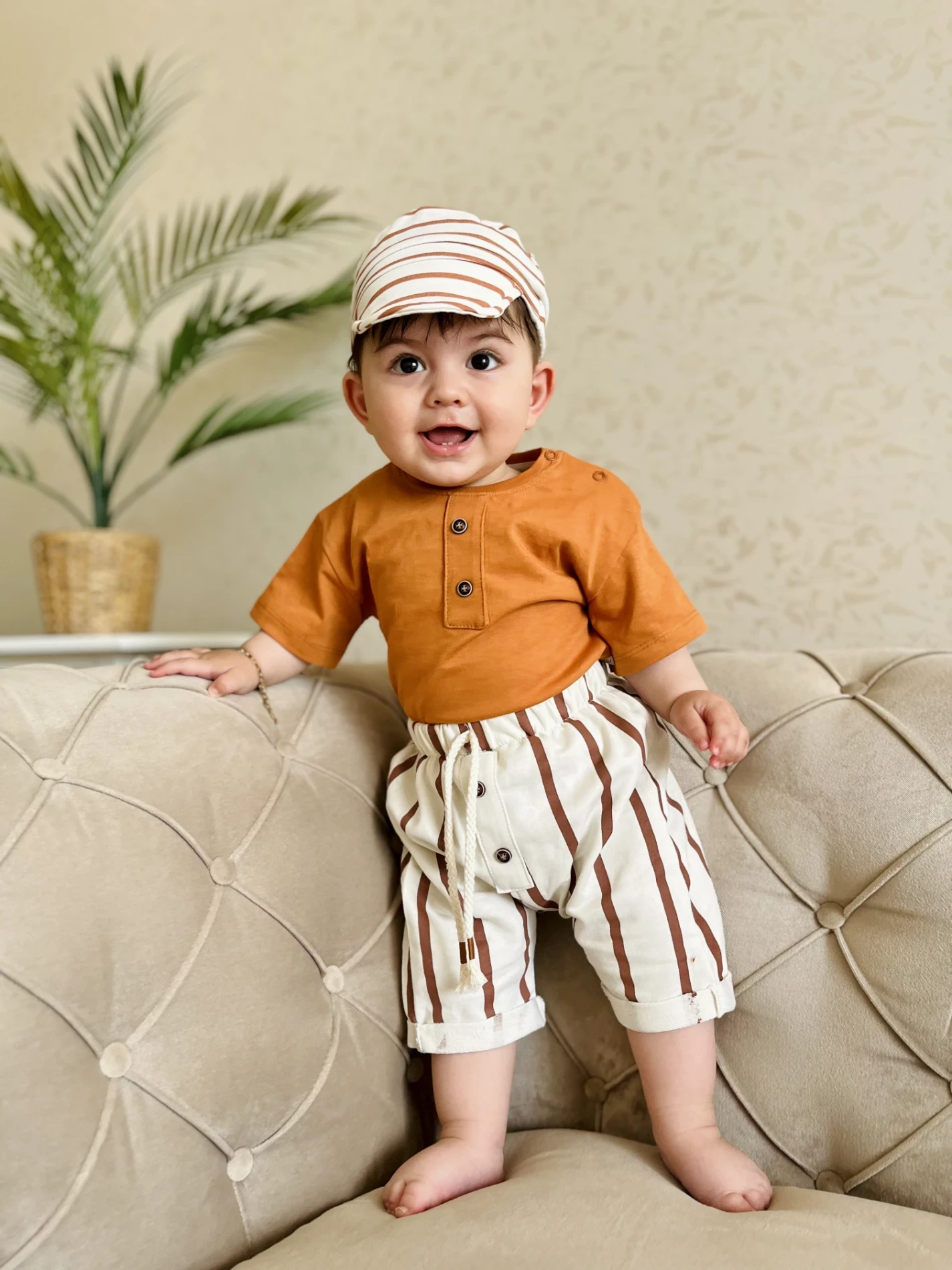 Kasketli Çizgili Şortlu %100 Pamuk 3’lü Takım