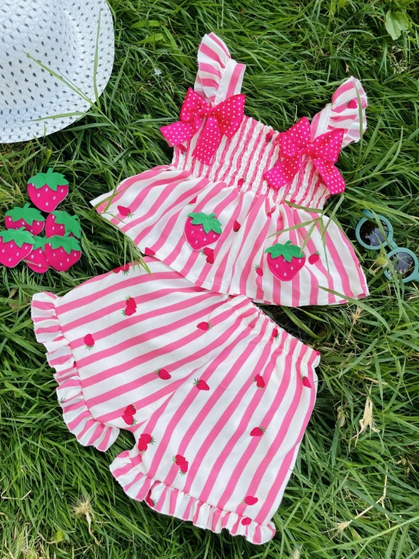 Çilek Desenli Fiyonk Detaylı 2’li Yazlık Takım