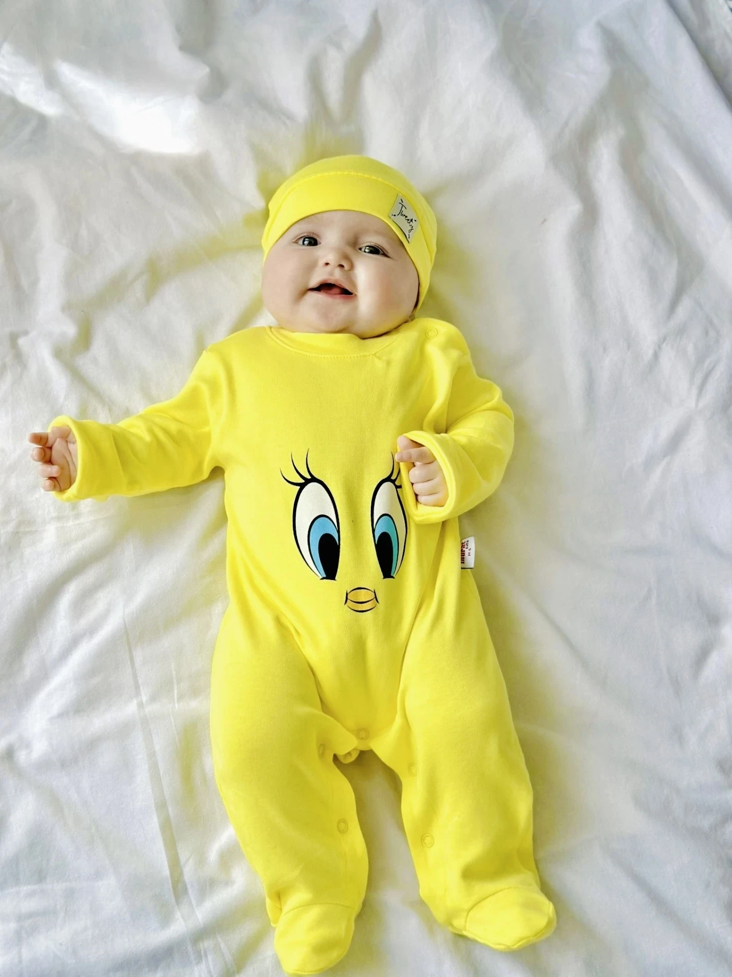Tweety desenli %100 Pamuk Şapkalı Unisex Tulum Set