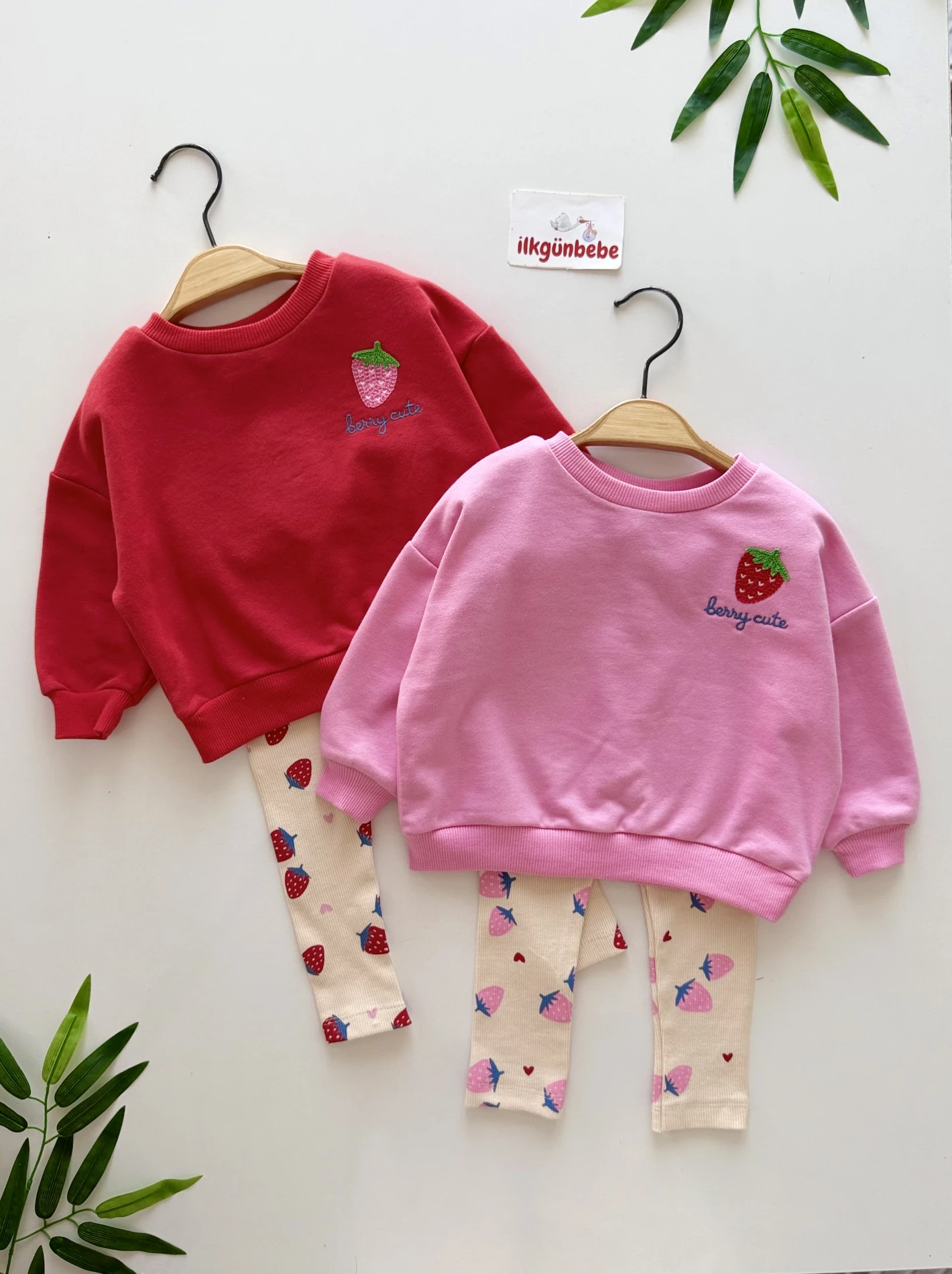Bery Cute Strawberry Arkası Baskılı  %100 pamuk 2’li takım 